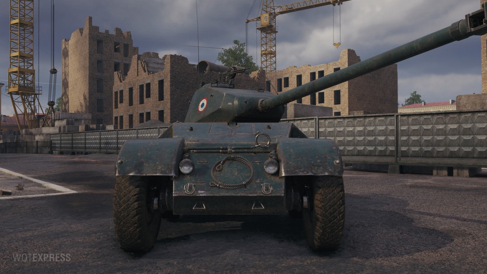 Старая модель Hotchkiss EBR в World of Tanks.