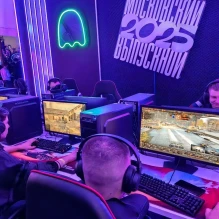 Мир танков на городском выпускном в Москве