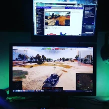 Дикие крики. Житель записал на диктофон, как сосед ночами играет в World of Tanks Дикие крики. Житель записал на диктофон, как сосед ночами играет в World of Tanks